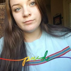 Meet your Posher, Leila